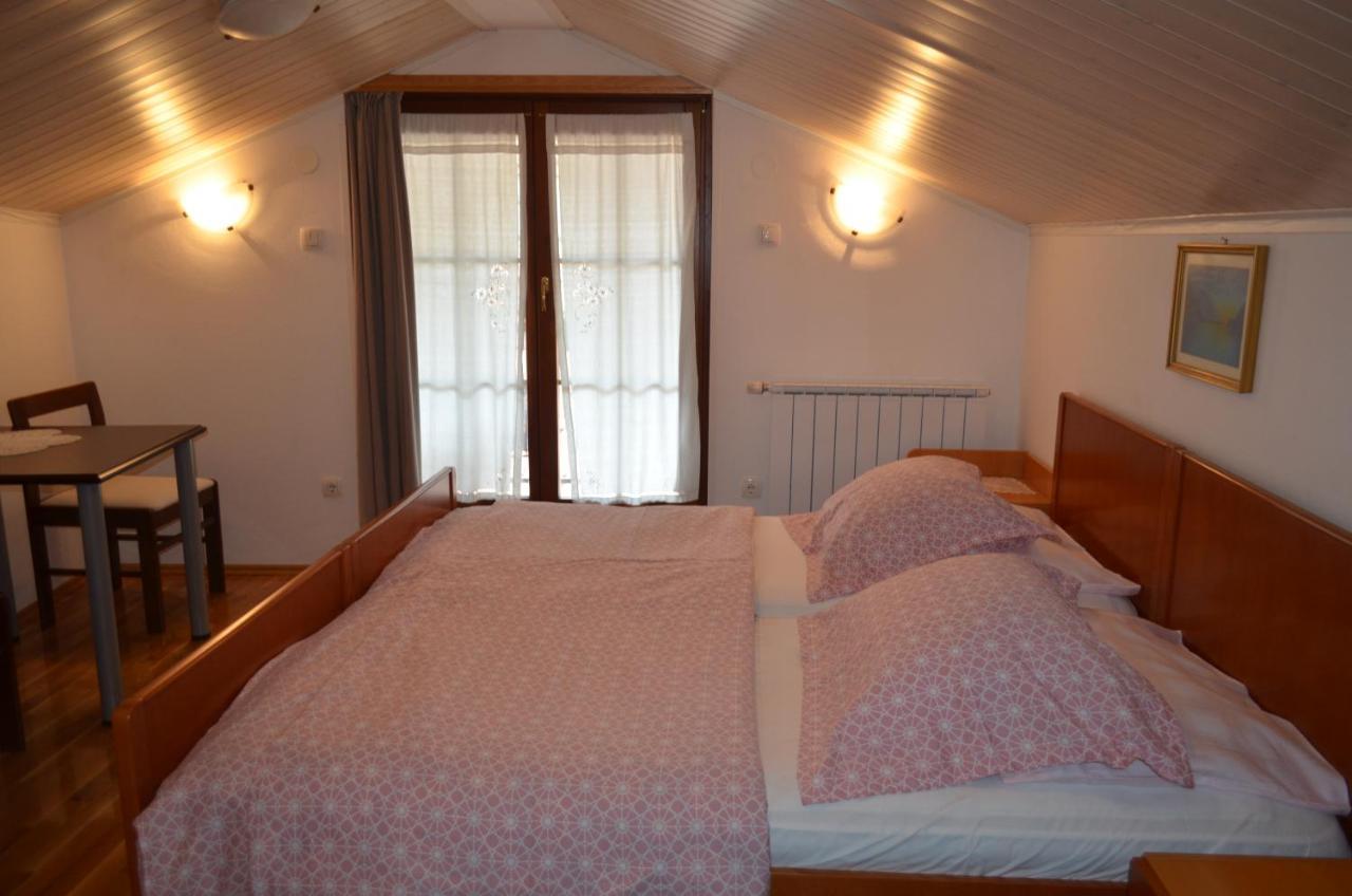 Guesthouse Koren At Winery Vipava Buitenkant foto