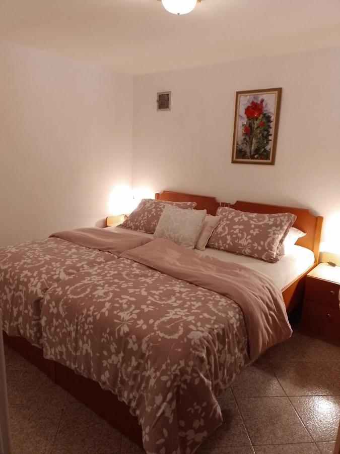 Guesthouse Koren At Winery Vipava Buitenkant foto