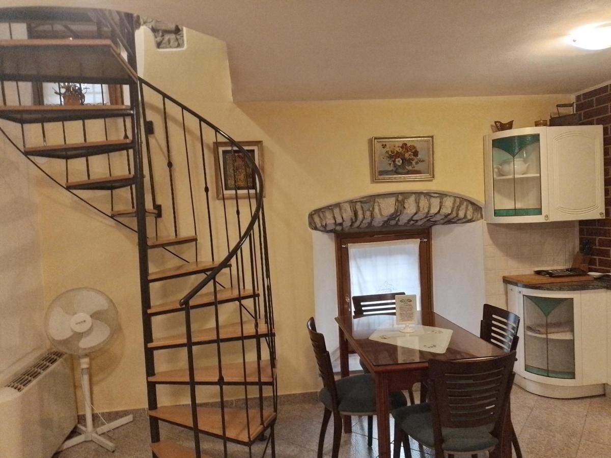 Guesthouse Koren At Winery Vipava Buitenkant foto