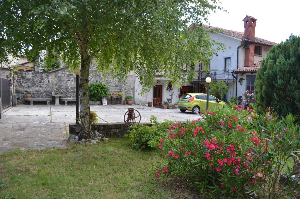 Guesthouse Koren At Winery Vipava Buitenkant foto