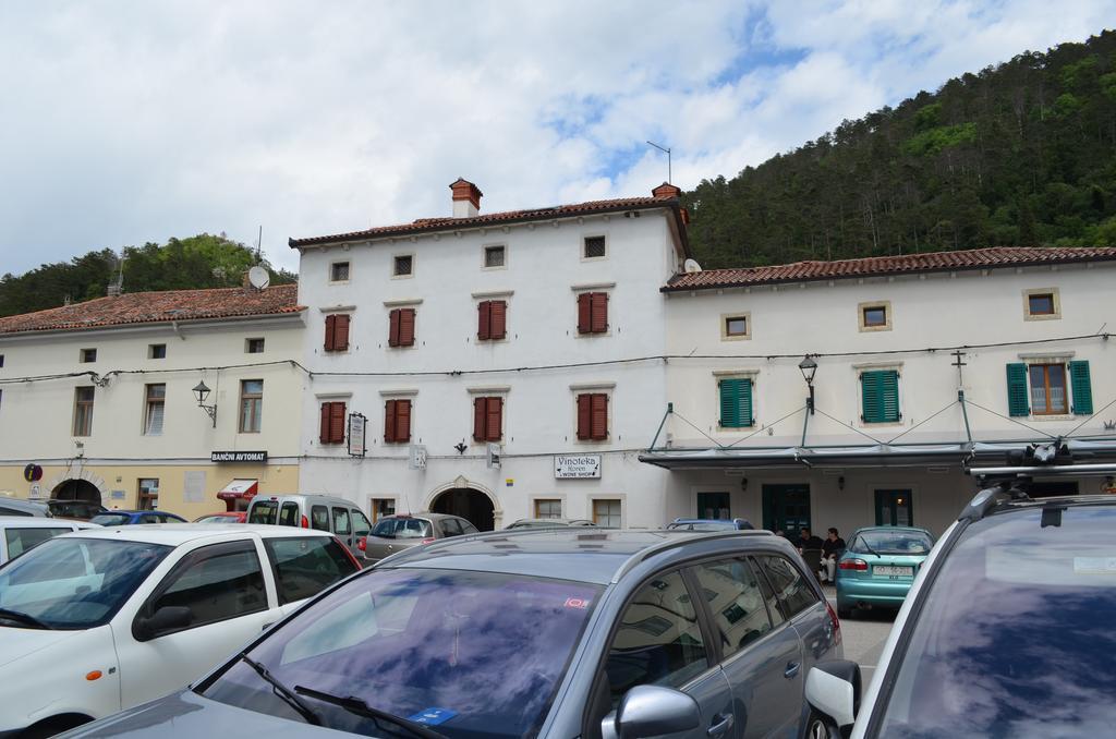 Guesthouse Koren At Winery Vipava Buitenkant foto